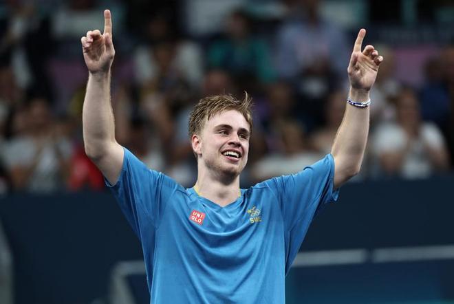 不仅击碎了 不仅击碎了