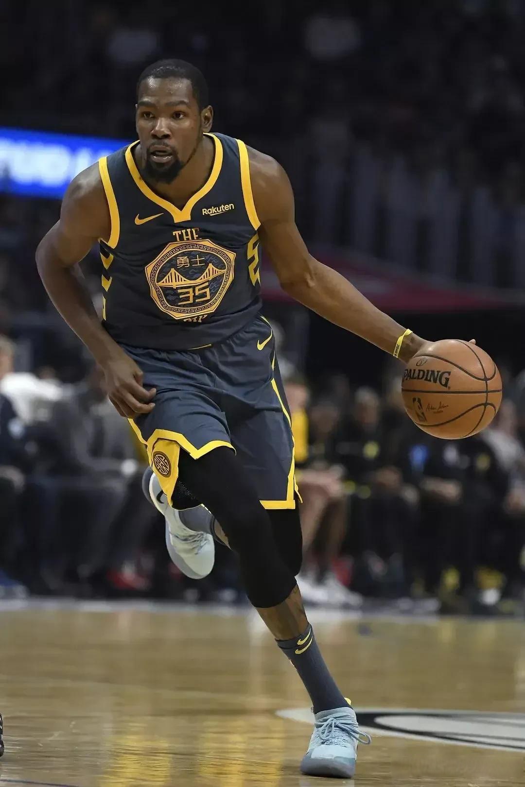 虑现有球员 虑现有球员