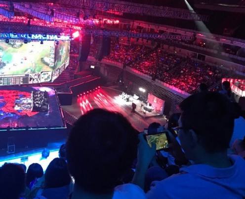 特殊的场面